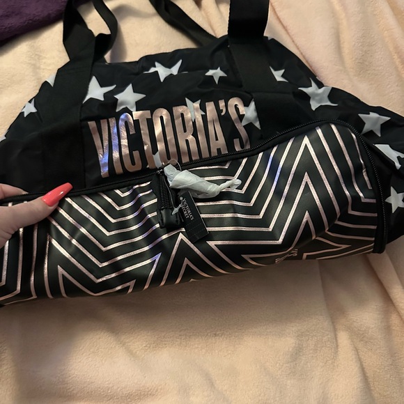 Victoria's Secret Black and Silver Star Pouch/ duffel nwt - Picture 4 of 7